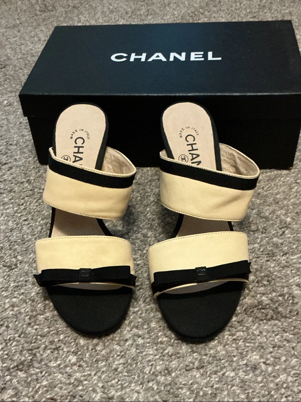 CHANEL Cream and Black Two-Band Heeled Mules